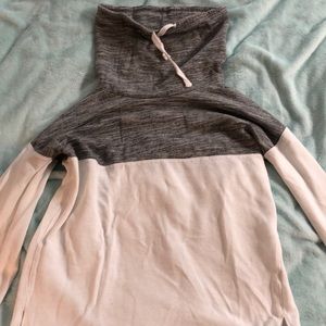 Collar hooded sweatshirt